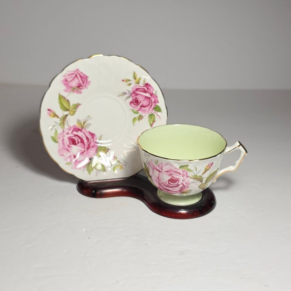 Aynsley Teacup and Saucer Pink Roses - Picture 9 of 10